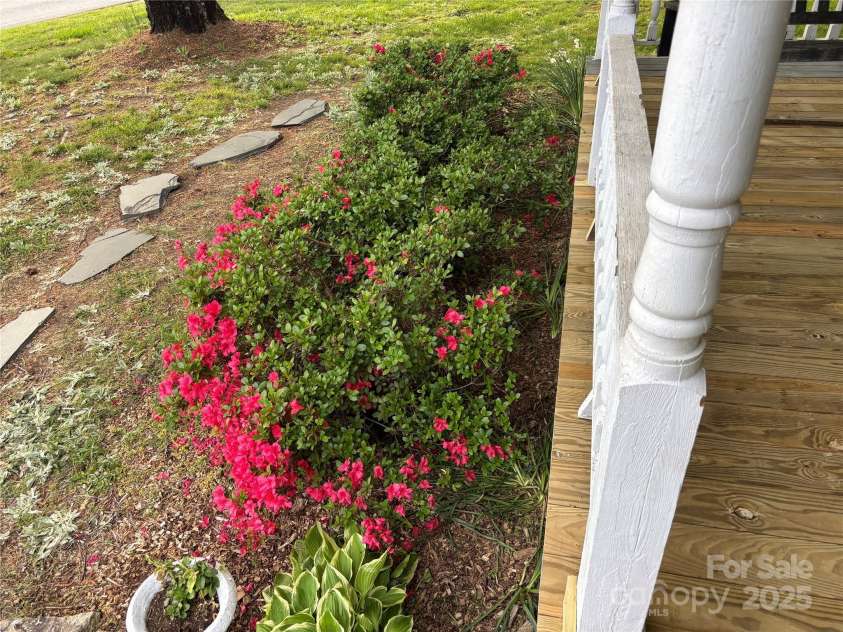 4220 Woodleaf Road, Salisbury, NC 28147.  MLS# CAR4205862, YatesRealty ID 9450. 
