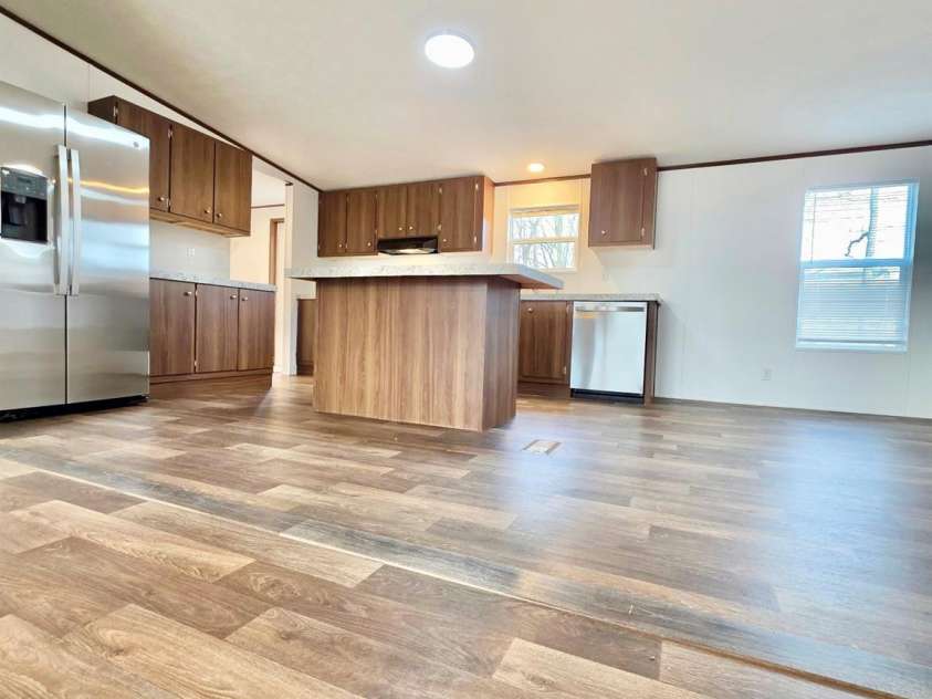 44 Howard Norton Drive, Hiddenite, NC 28636.  MLS# CAR4339843, YatesRealty ID 9450. 