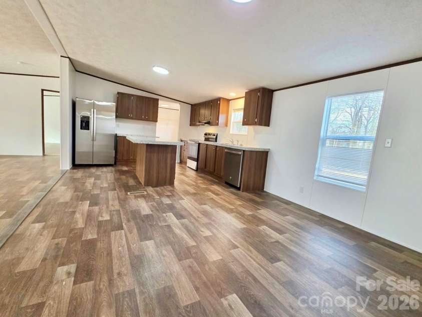 44 Howard Norton Drive, Hiddenite, NC 28636.  MLS# CAR4339843, YatesRealty ID 9450. 