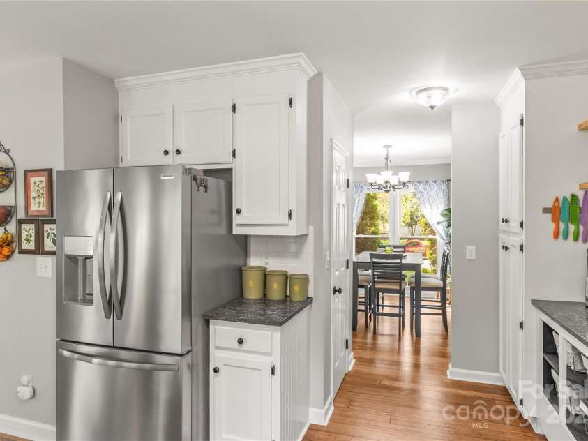 111 Woodfern Place, Mooresville, NC 28115.  MLS# CAR4247793, YatesRealty ID 9451. 