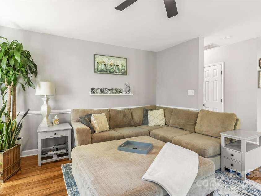 111 Woodfern Place, Mooresville, NC 28115.  MLS# CAR4247793, YatesRealty ID 9451. 