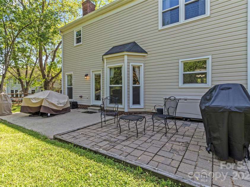 111 Woodfern Place, Mooresville, NC 28115.  MLS# CAR4247793, YatesRealty ID 9451. 