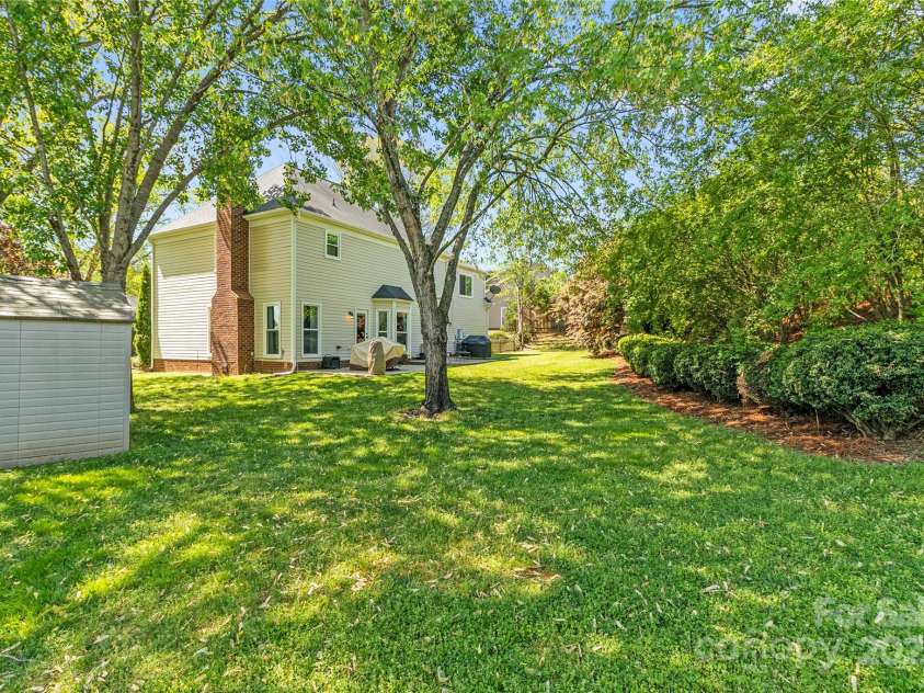 111 Woodfern Place, Mooresville, NC 28115.  MLS# CAR4247793, YatesRealty ID 9451. 