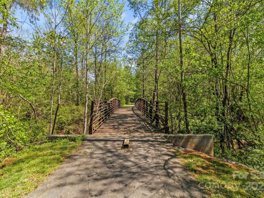 111 Woodfern Place, Mooresville, NC 28115.  MLS# CAR4247793, YatesRealty ID 9451. 