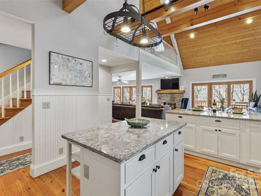 34 Red Cedar Court, Sapphire, NC 28774.  MLS# CAR4224781, YatesRealty ID 9452. 