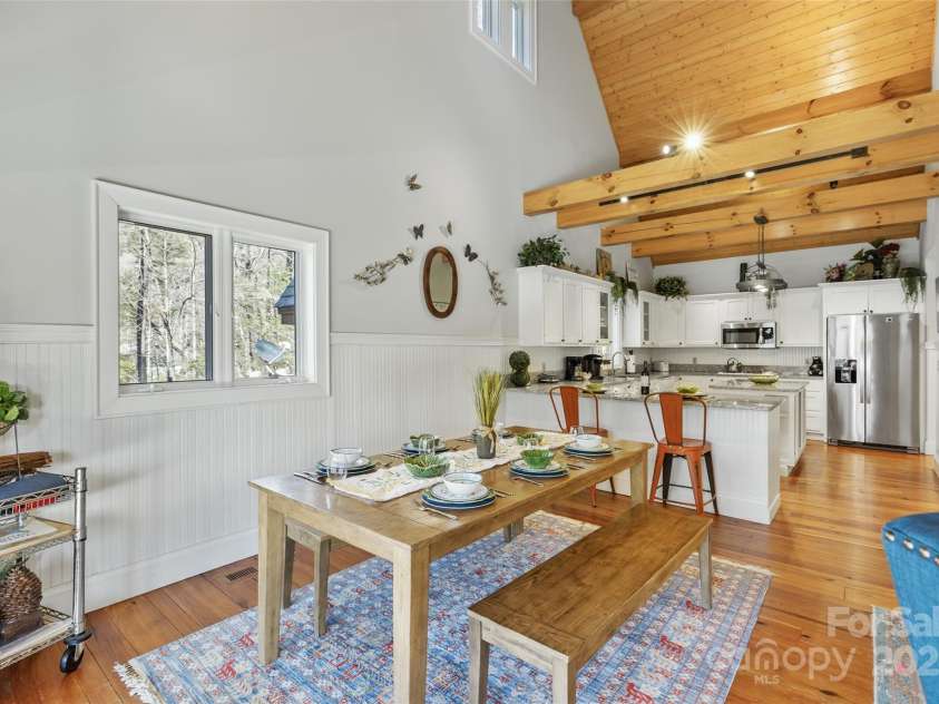 34 Red Cedar Court, Sapphire, NC 28774.  MLS# CAR4224781, YatesRealty ID 9452. 