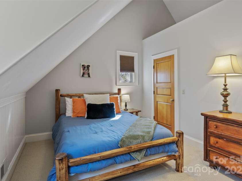 34 Red Cedar Court, Sapphire, NC 28774.  MLS# CAR4224781, YatesRealty ID 9452. 