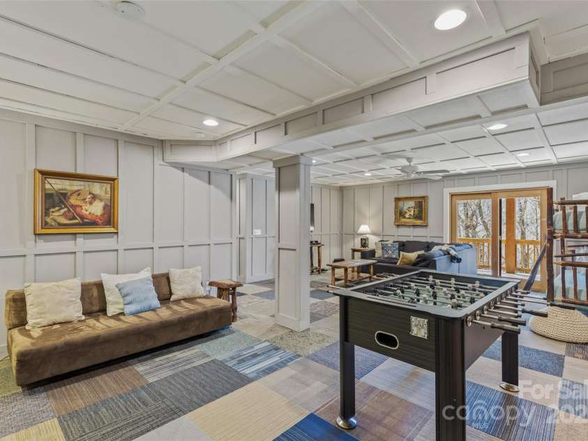 34 Red Cedar Court, Sapphire, NC 28774.  MLS# CAR4224781, YatesRealty ID 9452. 