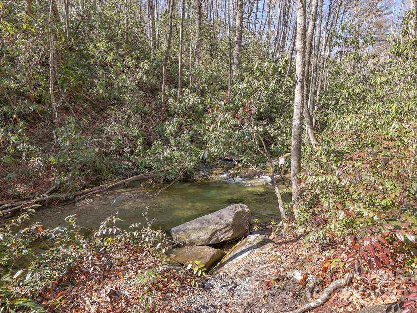 34 Red Cedar Court, Sapphire, NC 28774.  MLS# CAR4224781, YatesRealty ID 9452. 