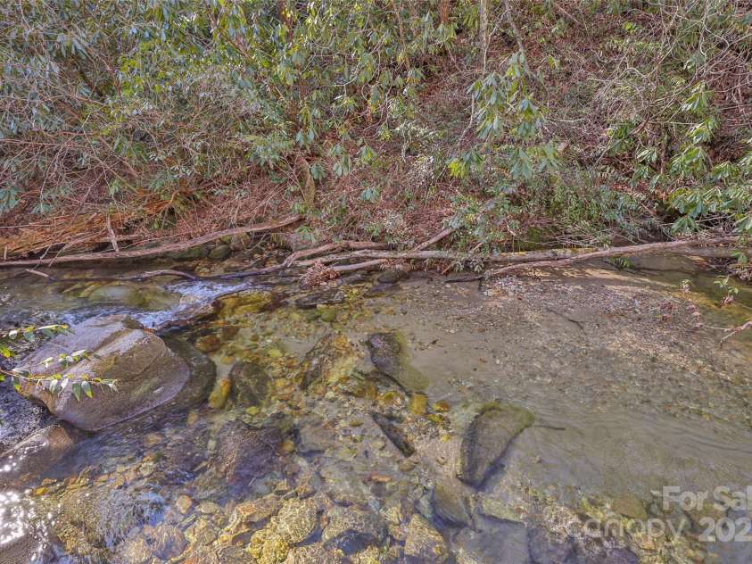 34 Red Cedar Court, Sapphire, NC 28774.  MLS# CAR4224781, YatesRealty ID 9452. 