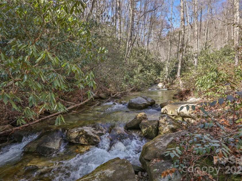 34 Red Cedar Court, Sapphire, NC 28774.  MLS# CAR4224781, YatesRealty ID 9452. 