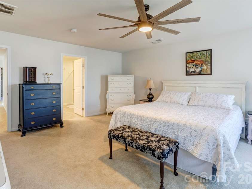 2186 Stone Pile Drive, Concord, NC 28025.  MLS# CAR4360856, YatesRealty ID 9453. Bright Primary Suite
