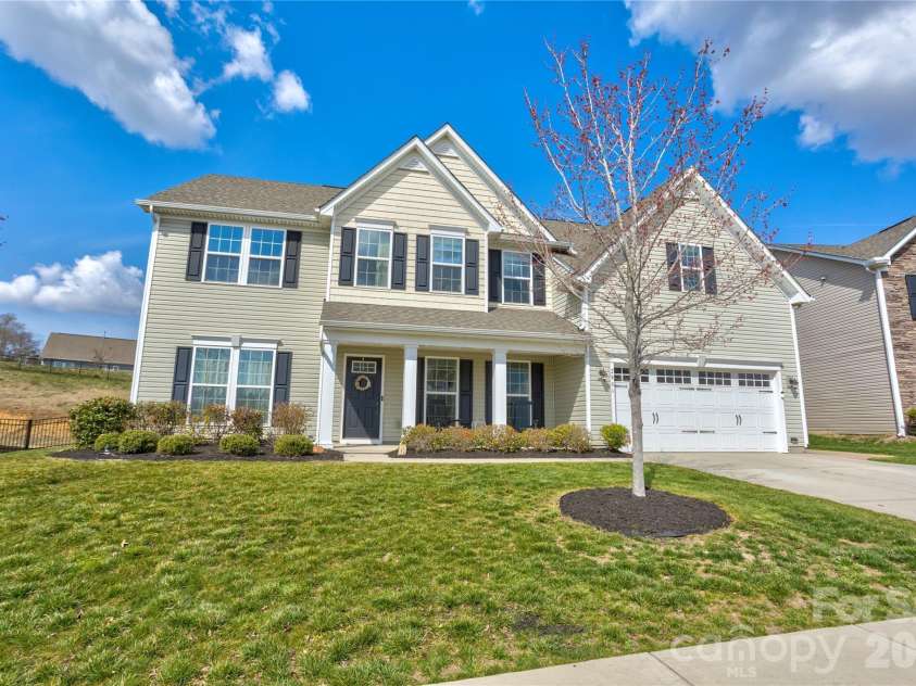 2186 Stone Pile Drive, Concord, NC 28025.  MLS# CAR4360856, YatesRealty ID 9453. Great Location