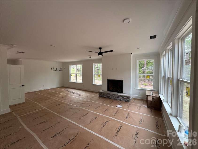 135 Parkdale Drive, Belmont, NC 28012.  MLS# CAR4347318, YatesRealty ID 9454. Build Update 6/7/26