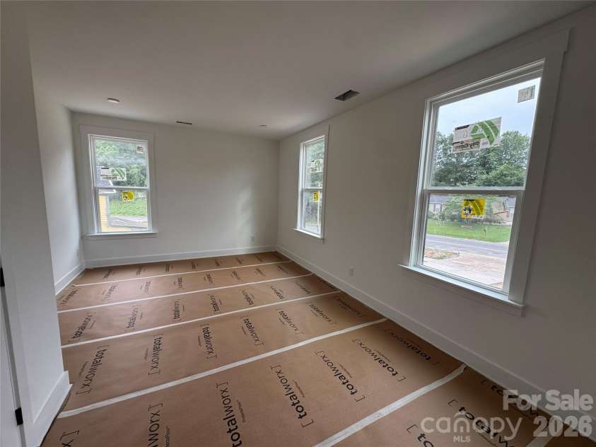 135 Parkdale Drive, Belmont, NC 28012.  MLS# CAR4347318, YatesRealty ID 9454. Build Update 6/7/26