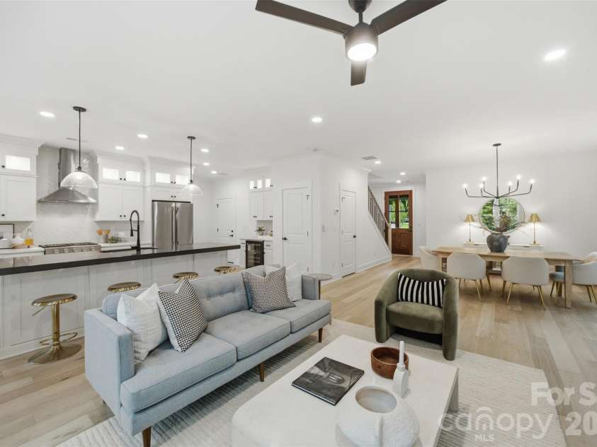 135 Parkdale Drive, Belmont, NC 28012.  MLS# CAR4415123, YatesRealty ID 9454. 