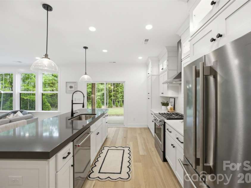 135 Parkdale Drive, Belmont, NC 28012.  MLS# CAR4415123, YatesRealty ID 9454. 