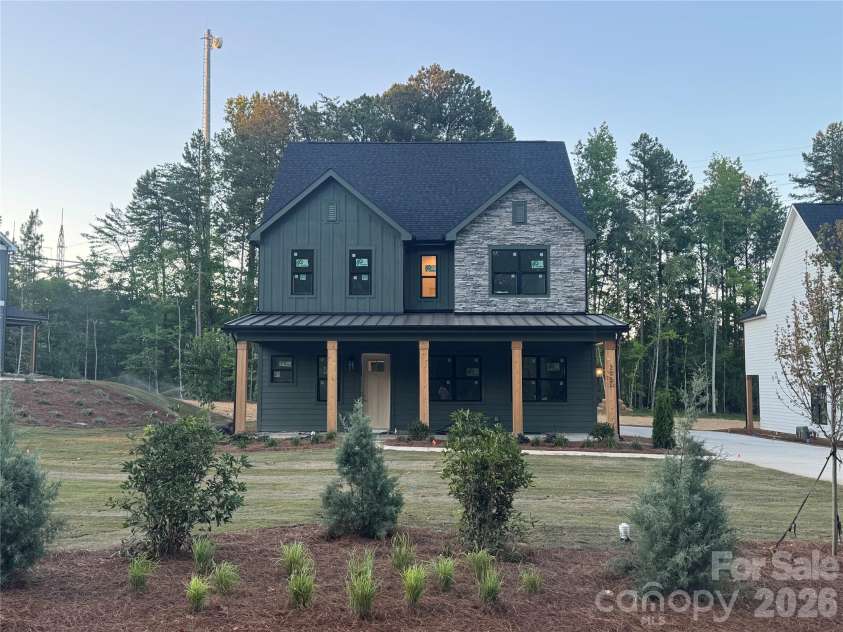 205 Parkdale Drive, Belmont, NC 28012.  MLS# CAR4347319, YatesRealty ID 9455. 