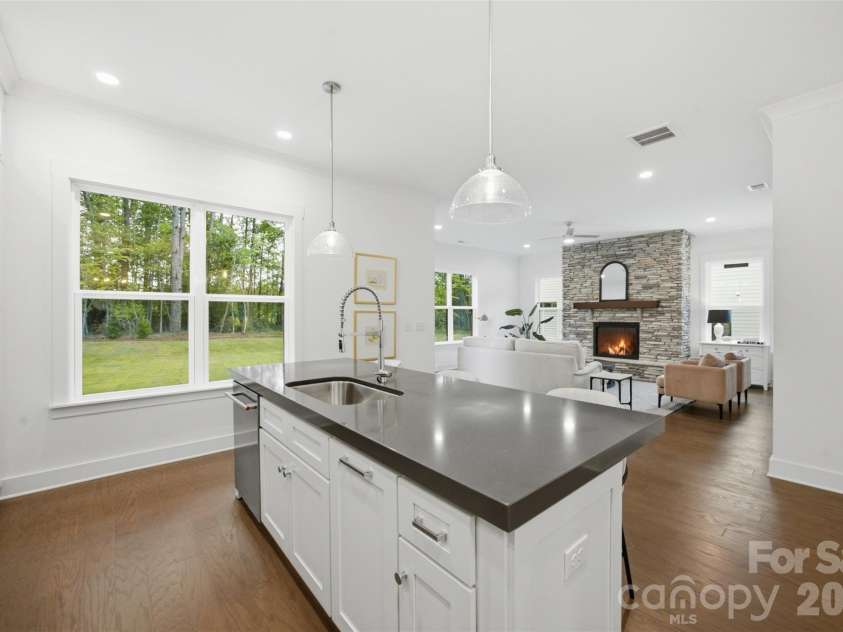 205 Parkdale Drive, Belmont, NC 28012.  MLS# CAR4415127, YatesRealty ID 9455. 