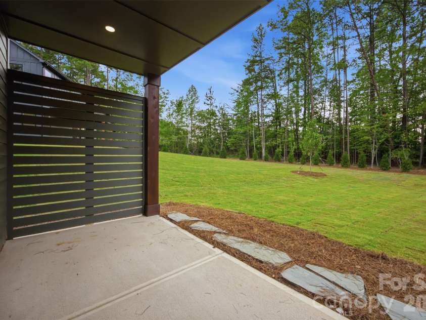 205 Parkdale Drive, Belmont, NC 28012.  MLS# CAR4415127, YatesRealty ID 9455. 
