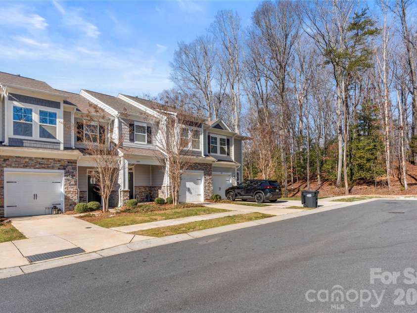 1091 Chicory Trace, Clover, SC 29710.  MLS# CAR4341480, YatesRealty ID 9457. 