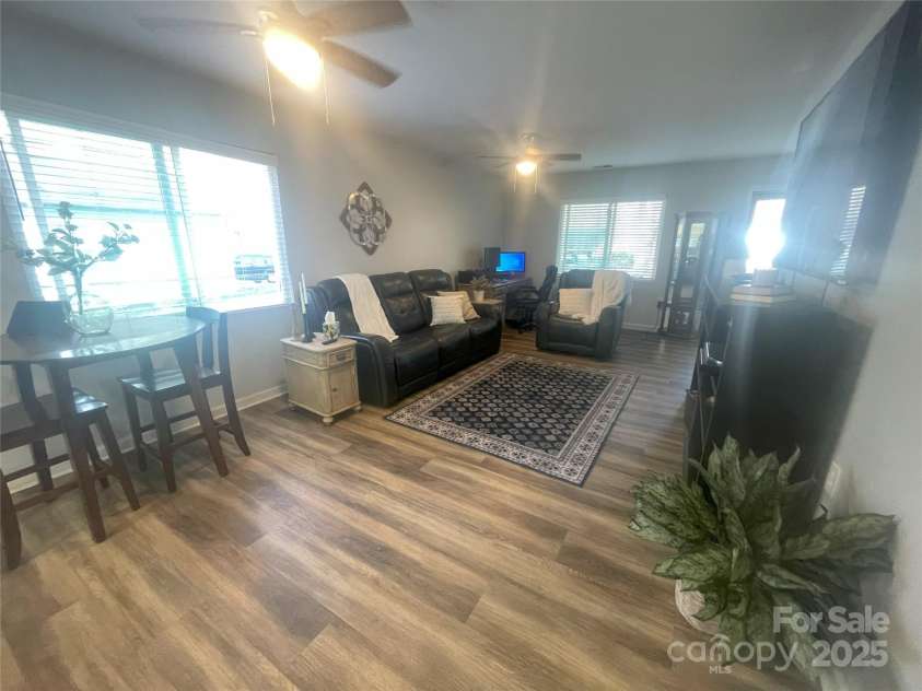 117 Thayer Court, Mooresville, NC 28115.  MLS# CAR4237540, YatesRealty ID 9457. 