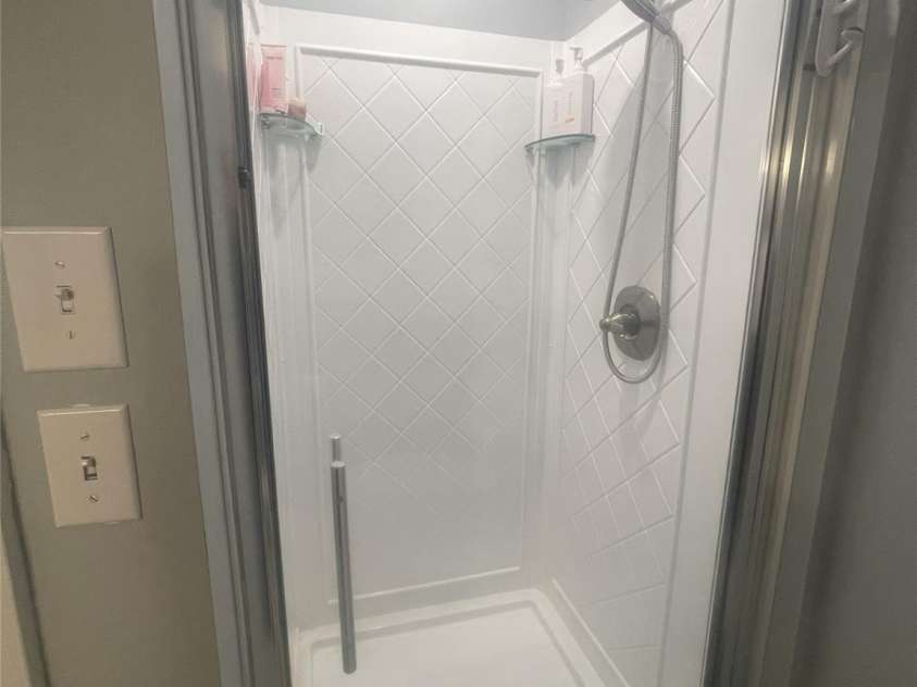 117 Thayer Court, Mooresville, NC 28115.  MLS# CAR4237540, YatesRealty ID 9457. 