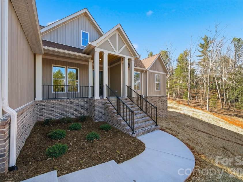 6005 Kathryn Court, Granite Falls, NC 28630.  MLS# CAR4349476, YatesRealty ID 9458. 