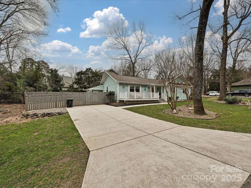 5091 Windward Drive, Tega Cay, SC 29708.  MLS# CAR4231303, YatesRealty ID 9459. 