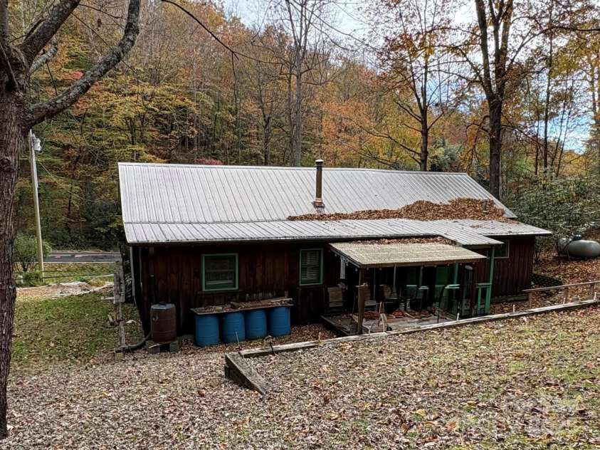875 Carson Creek Road, Brevard, NC 28712.  MLS# CAR4316362, YatesRealty ID 946. 