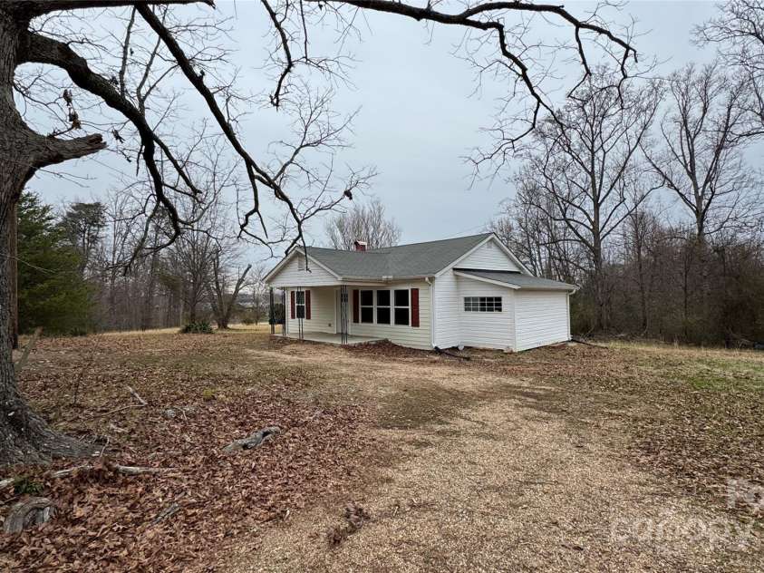 115 Craig Road, Mooresboro, NC 28114.  MLS# CAR4235179, YatesRealty ID 9460. 