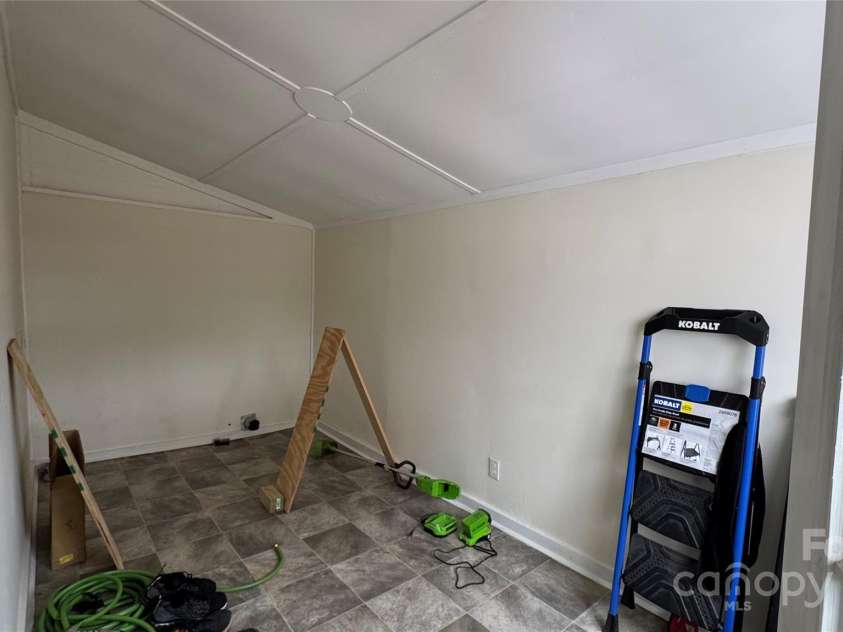 115 Craig Road, Mooresboro, NC 28114.  MLS# CAR4235179, YatesRealty ID 9460. 