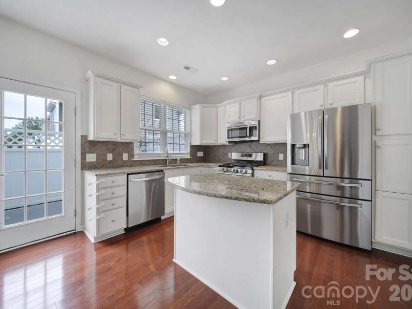 625 Sixth Baxter Crossing, Fort Mill, SC 29708.  MLS# CAR4353376, YatesRealty ID 9460. 