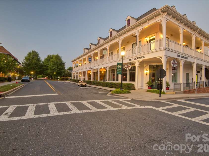 625 Sixth Baxter Crossing, Fort Mill, SC 29708.  MLS# CAR4353376, YatesRealty ID 9460. 