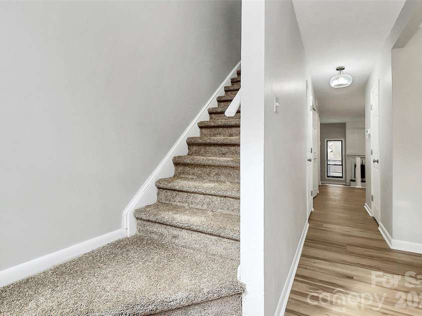 7931 Charter Oak Lane, Charlotte, NC 28226.  MLS# CAR4344426, YatesRealty ID 9461. 