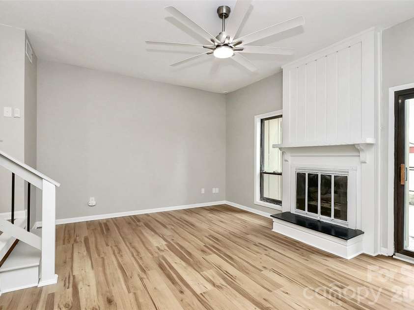 7931 Charter Oak Lane, Charlotte, NC 28226.  MLS# CAR4344426, YatesRealty ID 9461. 