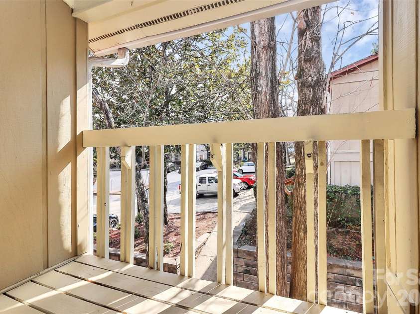 7931 Charter Oak Lane, Charlotte, NC 28226.  MLS# CAR4344426, YatesRealty ID 9461. 