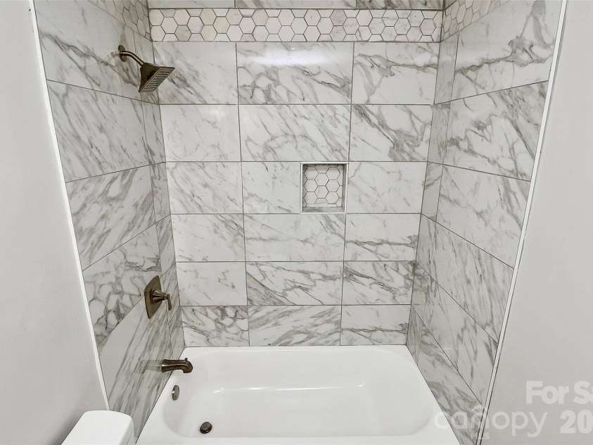7931 Charter Oak Lane, Charlotte, NC 28226.  MLS# CAR4344426, YatesRealty ID 9461. 