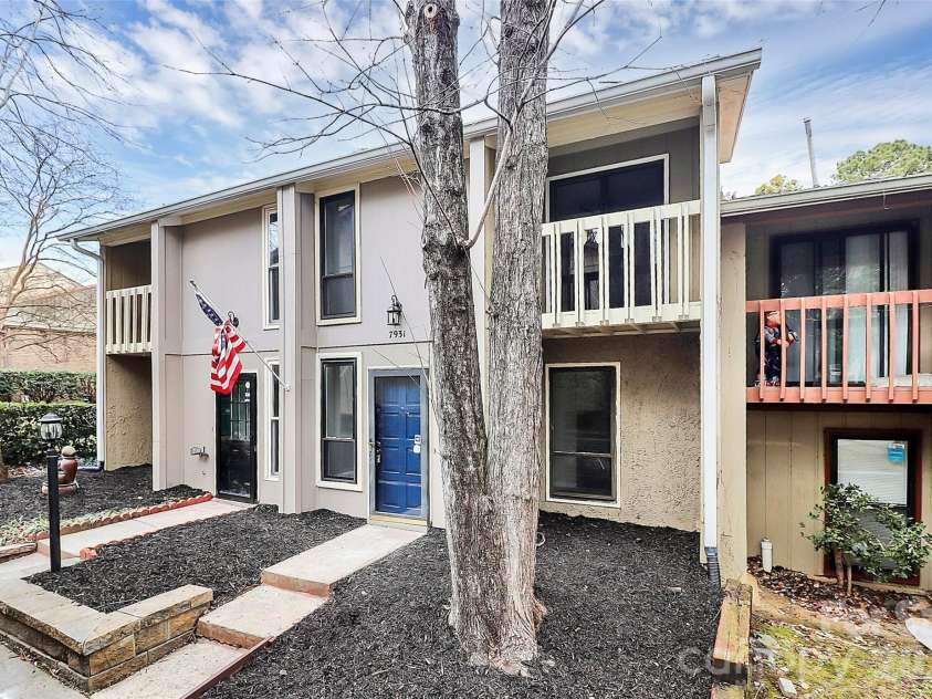 7931 Charter Oak Lane, Charlotte, NC 28226.  MLS# CAR4344426, YatesRealty ID 9461. 