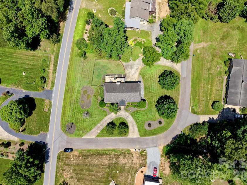 21 Eagle Drive, Taylorsville, NC 28681.  MLS# CAR4393704, YatesRealty ID 9462. 