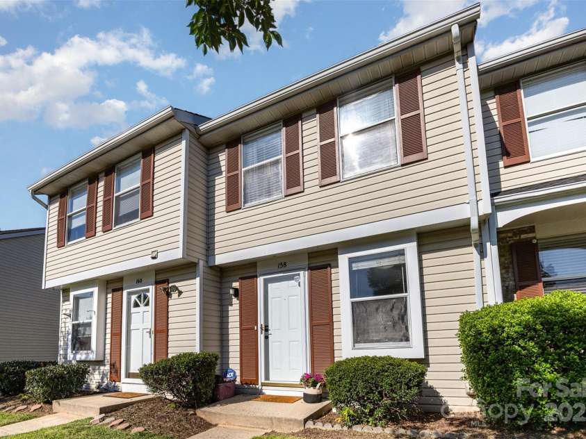 158 Water Oak Drive, Pineville, NC 28134.  MLS# CAR4245361, YatesRealty ID 9463. 