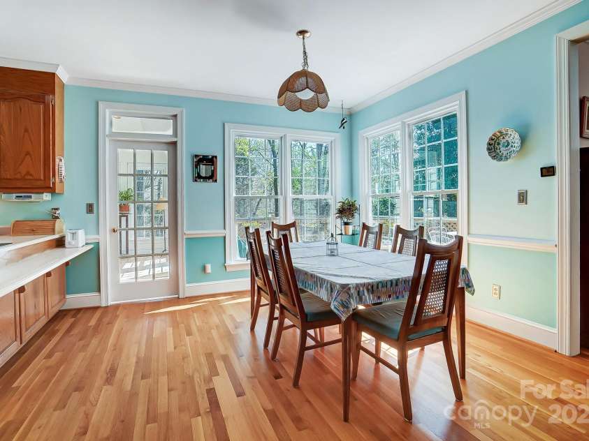 3717 Bodenham Court, Charlotte, NC 28215.  MLS# CAR4240203, YatesRealty ID 9464. Dining Area