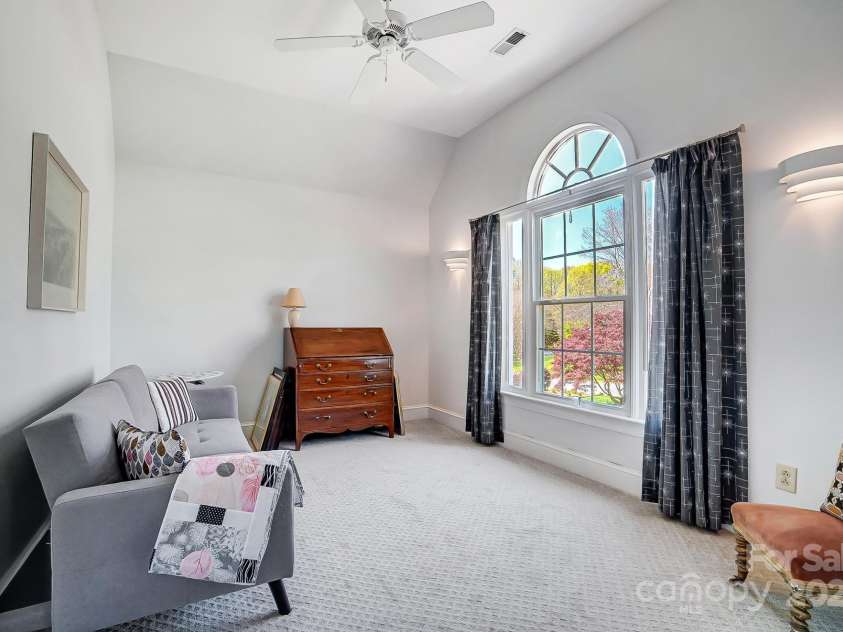 3717 Bodenham Court, Charlotte, NC 28215.  MLS# CAR4240203, YatesRealty ID 9464. Primary sitting room or dressing room.