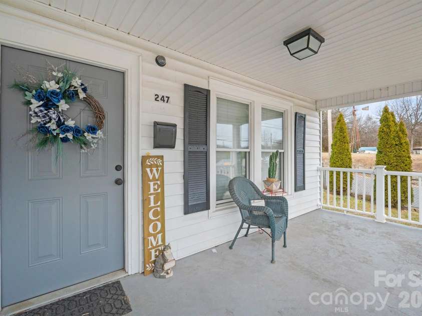 247 Cabarrus Avenue, Concord, NC 28025.  MLS# CAR4400350, YatesRealty ID 9465. 