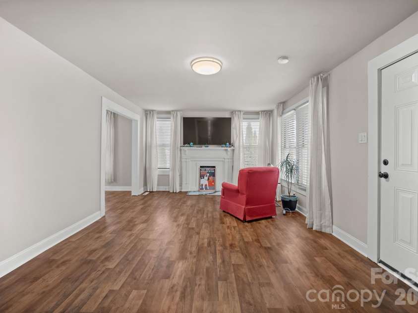 247 Cabarrus Avenue, Concord, NC 28025.  MLS# CAR4400350, YatesRealty ID 9465. 