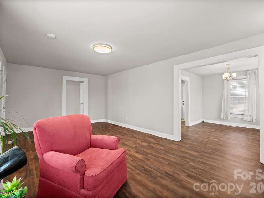 247 Cabarrus Avenue, Concord, NC 28025.  MLS# CAR4400350, YatesRealty ID 9465. 
