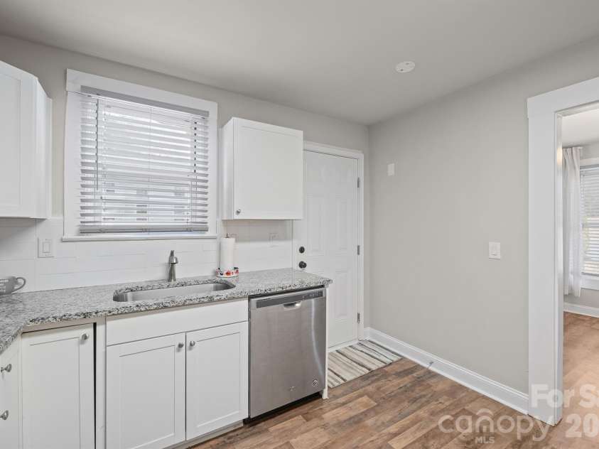 247 Cabarrus Avenue, Concord, NC 28025.  MLS# CAR4400350, YatesRealty ID 9465. 