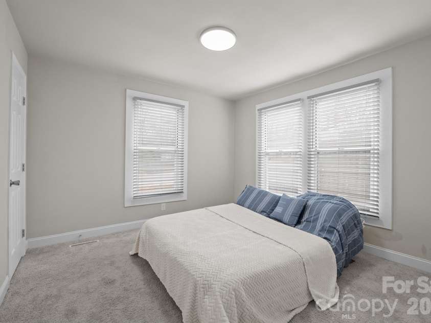 247 Cabarrus Avenue, Concord, NC 28025.  MLS# CAR4400350, YatesRealty ID 9465. 