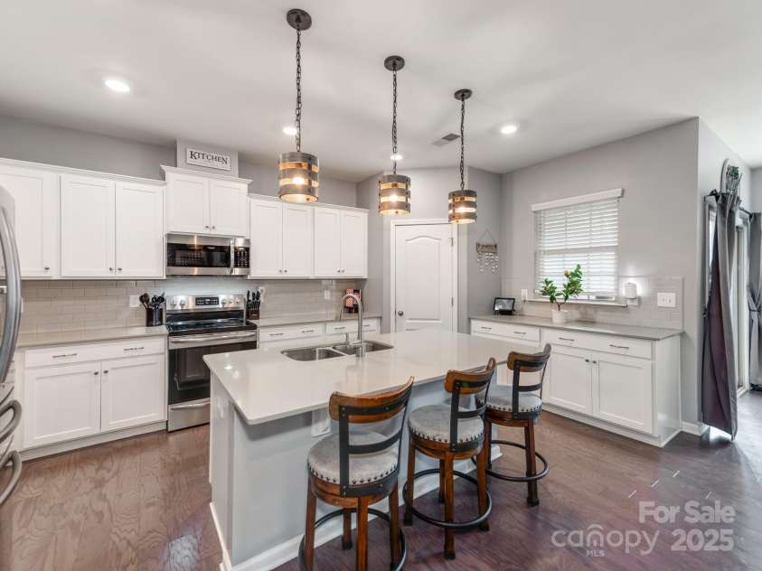 3449 Southern Red Oak Lane, Gastonia, NC 28056.  MLS# CAR4231392, YatesRealty ID 9465. 