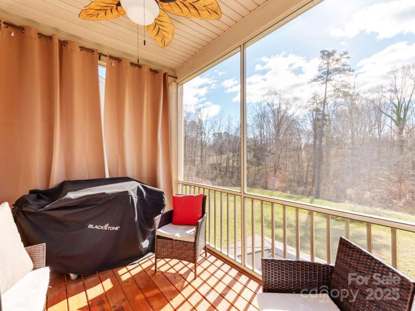 3449 Southern Red Oak Lane, Gastonia, NC 28056.  MLS# CAR4231392, YatesRealty ID 9465. 
